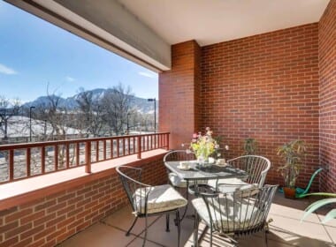 1301-Canyon-Blvd-202-Boulder-large-027-49-Balcony-1500x1000-72dpi