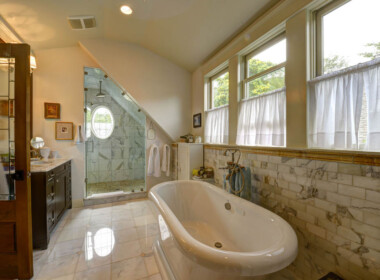 Master-Bath_7901160310_l