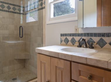 Upper Master Bath