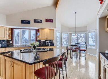11 Kitchen