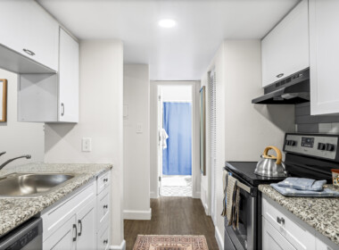 1111MaxwellAve#122_web-12