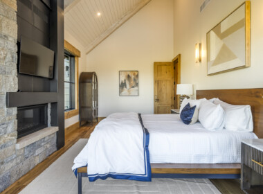 4384 N 95th Street - Web - Interiors - Trendem Media-65