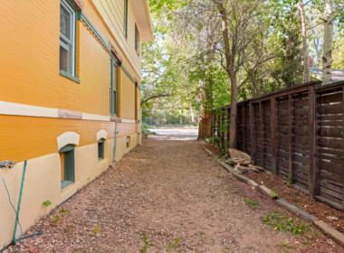 541ArapahoeAveBoulder_web-7