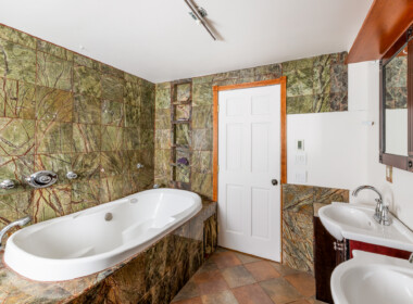 541arapahoeavenue-32